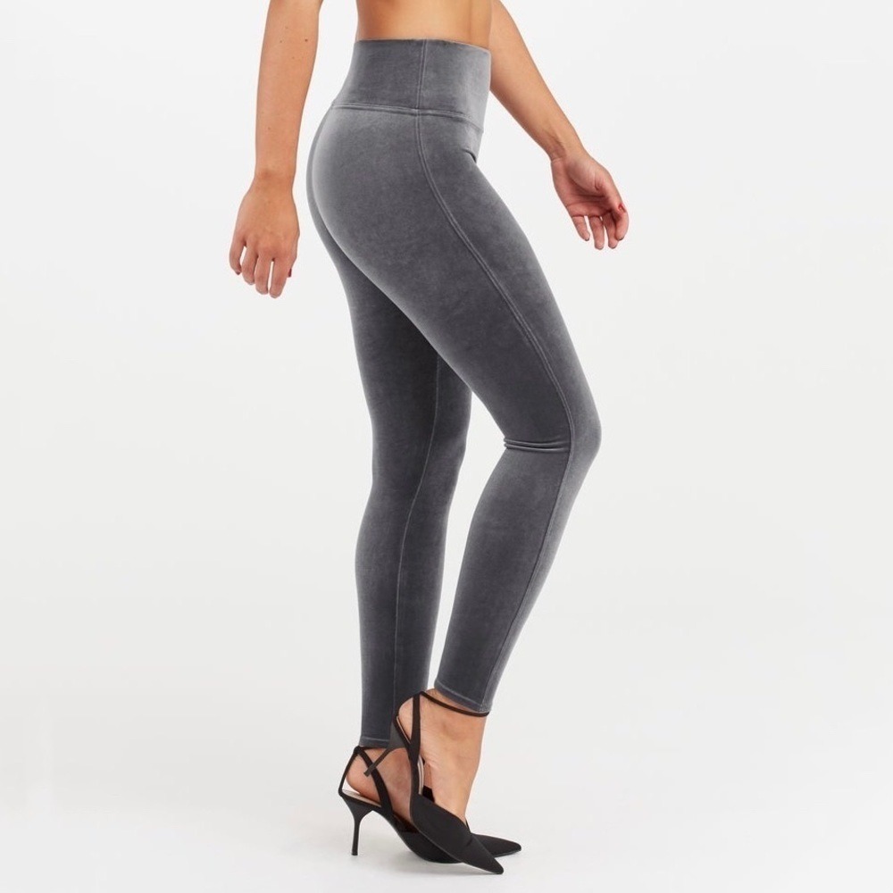 SPANX Women's Velvet Leggings, Gray